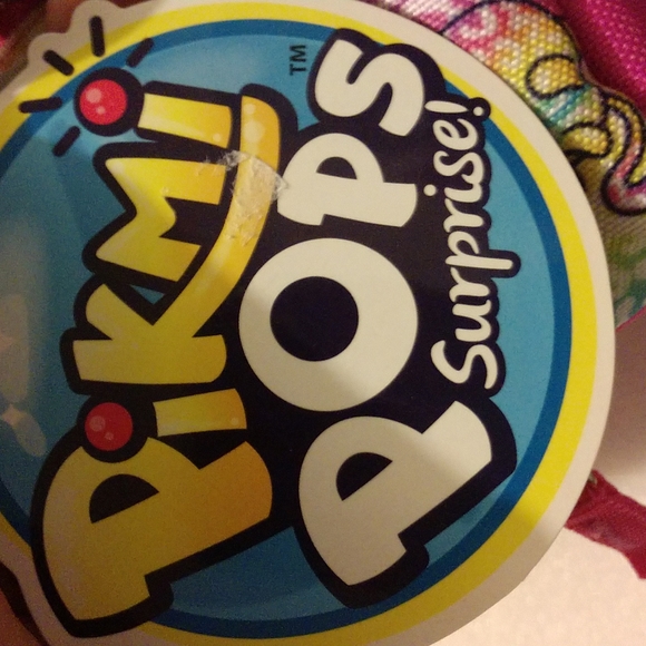 Girls Pikmi pops lunchbox - Picture 2 of 5